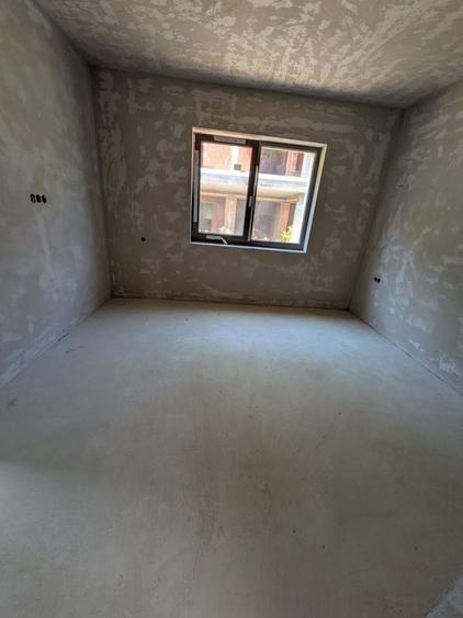 Duplex semifinisat, zona Vivo