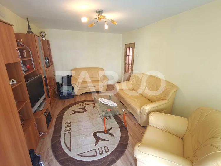 Apartament 4 camere 2 bai 2 balcoane -pivnita - etaj 1 - zona Turnisor