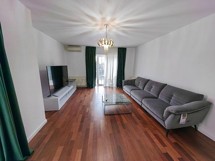 Vila in Complex Rezidential langa British School