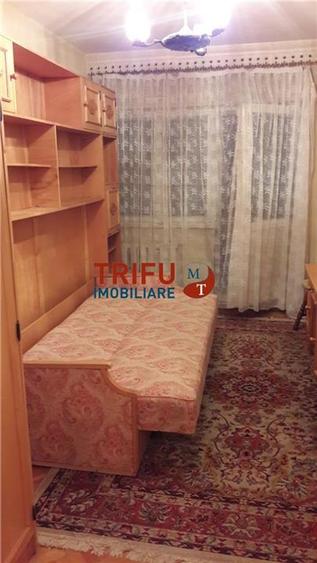 Apartament 3 camere de inchiriat zona Cetate