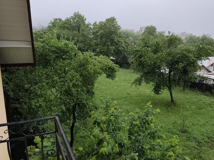 FARA COMISIOANE PENSIUNE cu 7 camere si 6 bai P+E garaj 2 terase gaze curent apa