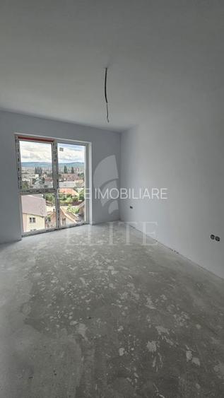Apartament 3 camere în zona str. Fabricii, str. Campina - 7