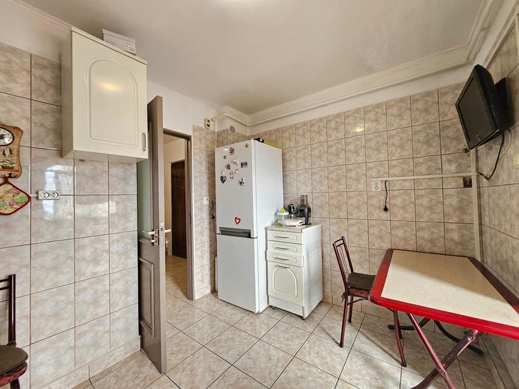 Oferta vanzare ap 3 cam Gavana 3, semi-mobilat si utilat, 86900 EURO