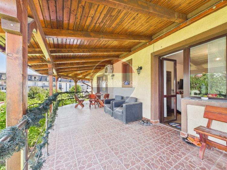 Vilă 10 camere + spațiu comercial | teren 1.300 mp | Otopeni 23 August