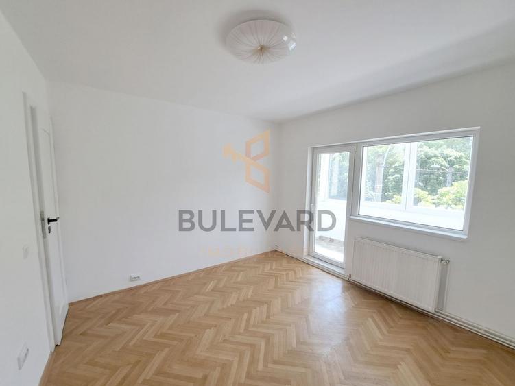 Apartament 3 camere zona Piata Cipariu! Renovat!
