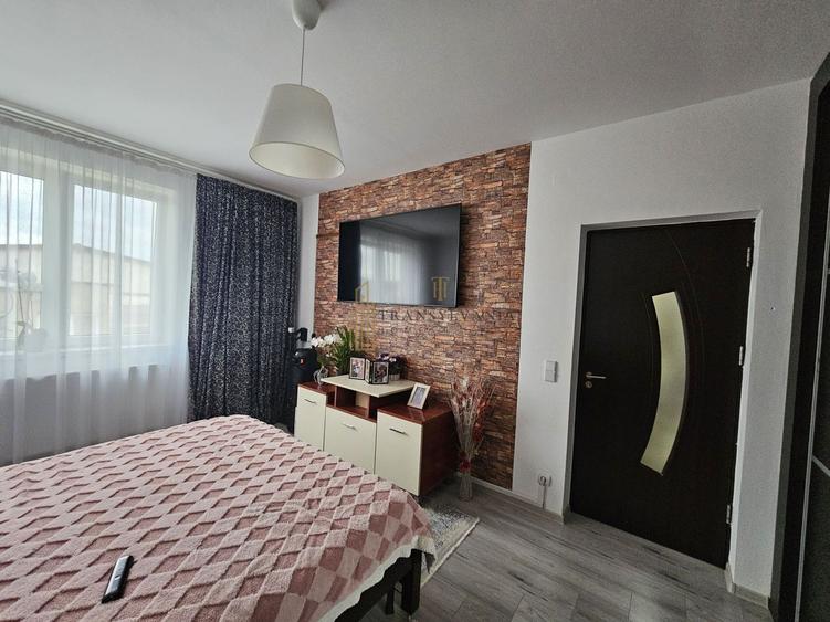 Vând apartament 2 camere decomandat