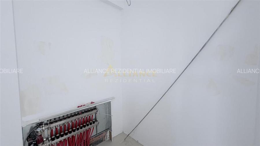 Casa individuala- 4 camere - 2 bai - 450 metri teren - 6