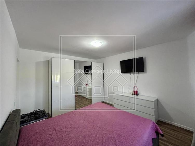 Apartament cu 2 camere, decomandat + balcon, 2 locuri de parcare - 9