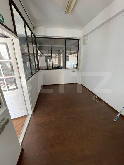 Casa cu 5 incaperi, 580mp, zona Carpati 1