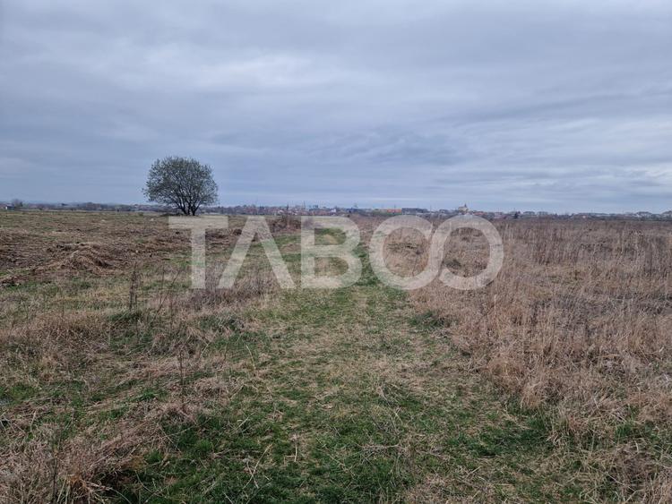 Teren intravilan 1500 mp zona Campsor cartierul Strand