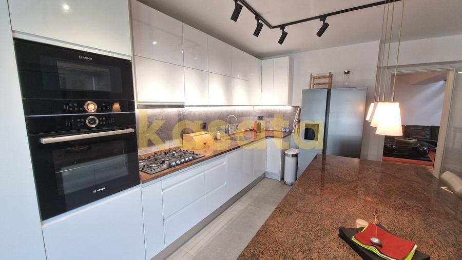 Duplex Unicat 188 mp, Sisesti-Jandarmeriei