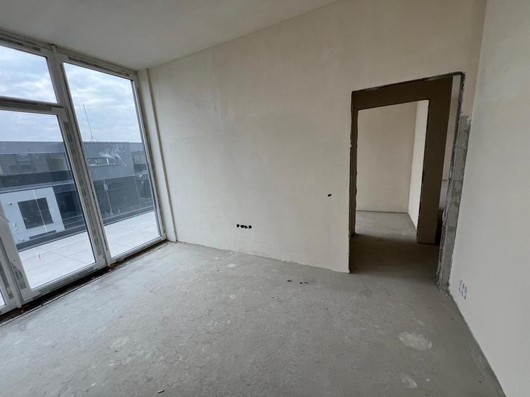 Apartament tip penthouse, cu terasa, Iulius Mall