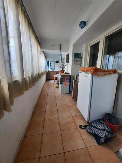 4 camere Piata Iancului, etaj intermediar,an 1978