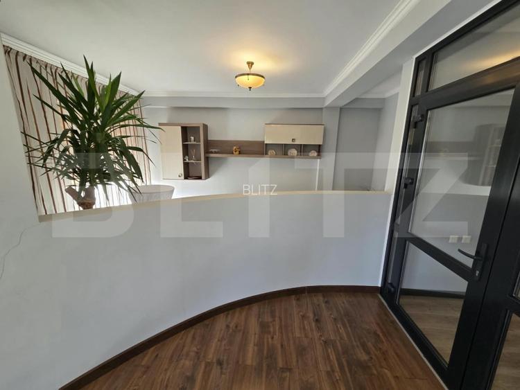 Spațiu comercial de inchiriat, format din 4 apartamente, 250 mp, zona Dva. Nord - 3