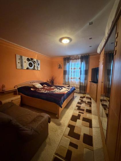 Casa spatioasa , teren 3300 mp, Dornesti