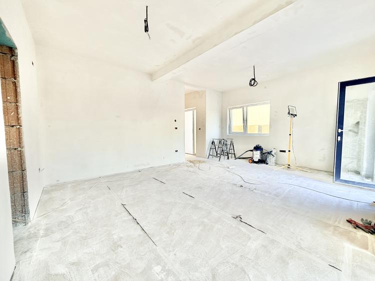 Duplex despartit prin cam tehnica | 4 camere | 115mp | Calea Urseni