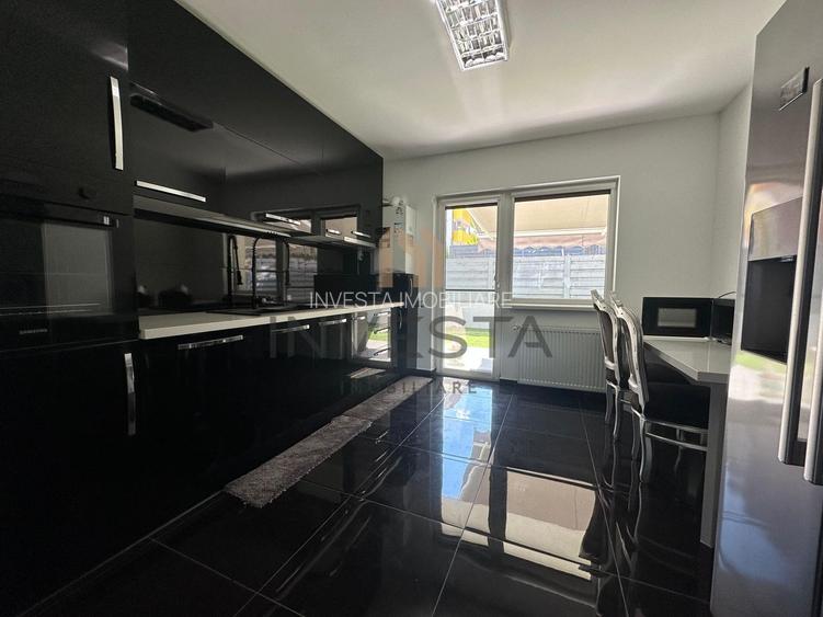 Casa de lux in stil baroc , ultrafinisata si exclusivista, FLORESTI. - 2