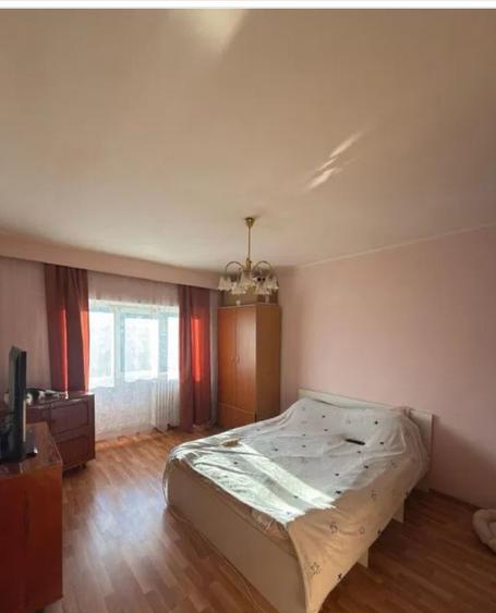 Apartament cu 3 camere decomandate,  Manastur central