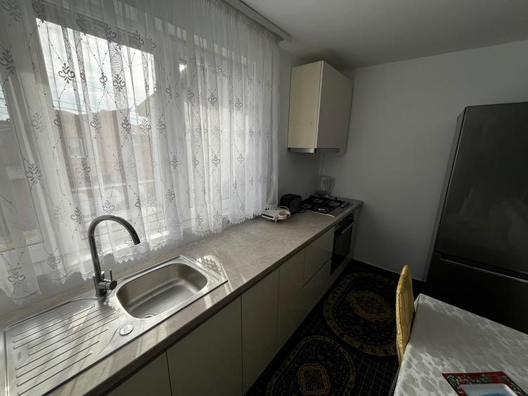 Apartamente 2 camere în casă | Chiajna, lângă București | 500 € | Parcare