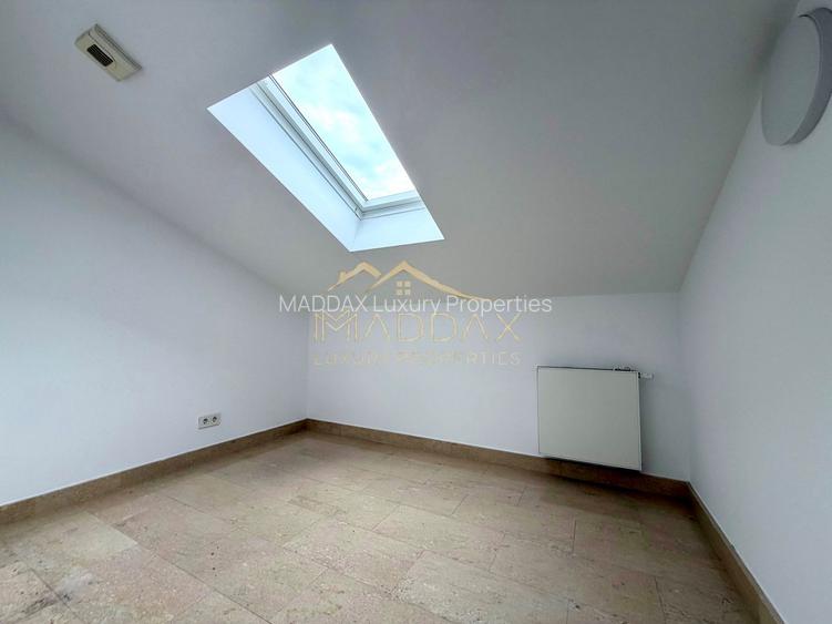 Vila cu 9 camere *900 teren* & piscina privata // Pipera - 82