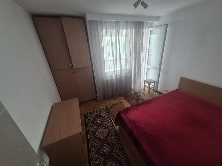 Apartament 2 camere zona Podu Ros