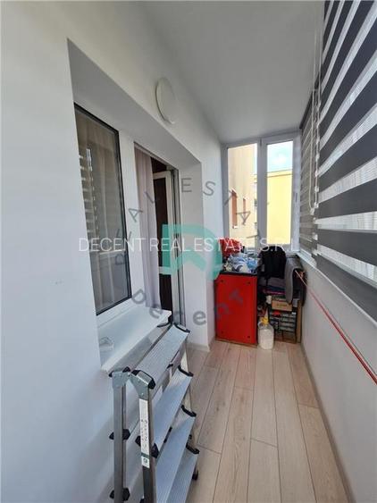 Apartament 3 camere TRIAJ, etajul 2,  Brasov - 20