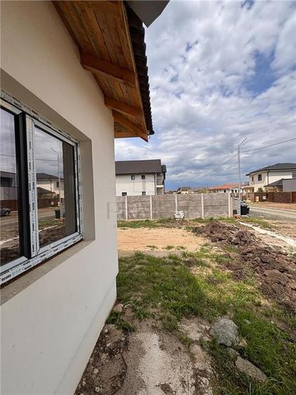Duplex pe parter, toate utilitatile, 3 camere,