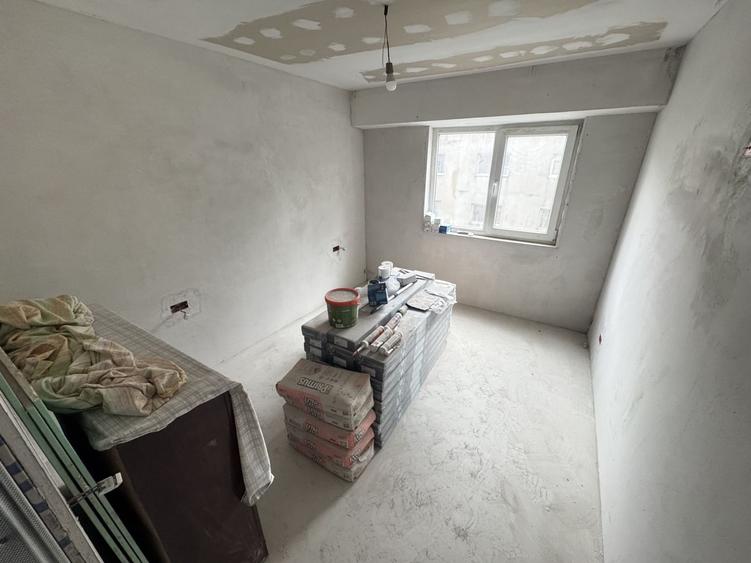 Apartament 3 camere decomandat | 68 mp | Etaj 3/4 | Instalații noi | CET