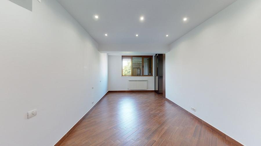 Apartament cu 3 camere, 178 mpc - Dorobanti, bloc 2010