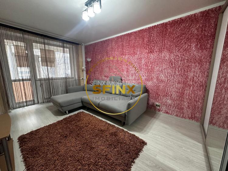 Apartament  3 camere  de inchiriat zona Decebal - 2