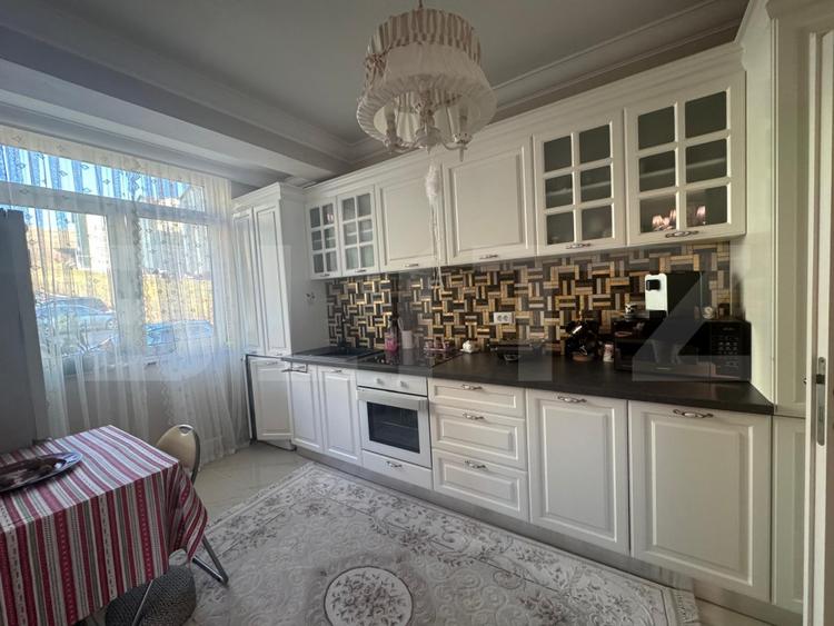 Apartament 3 camere, 71,2 mp utili, zona Burdujeni, Suceava