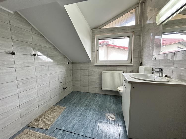 Pantelimon-Intrarea Câmpului Vila P+1+M 280MP,LOT 565MP Panouri fotovoltaice!