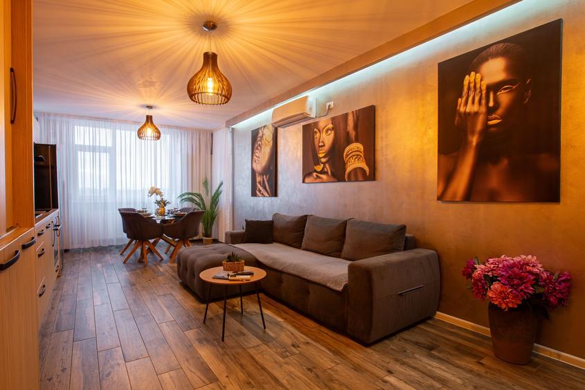 OCAZIE: Apartament cu 2 camere, LUX, la cheie!