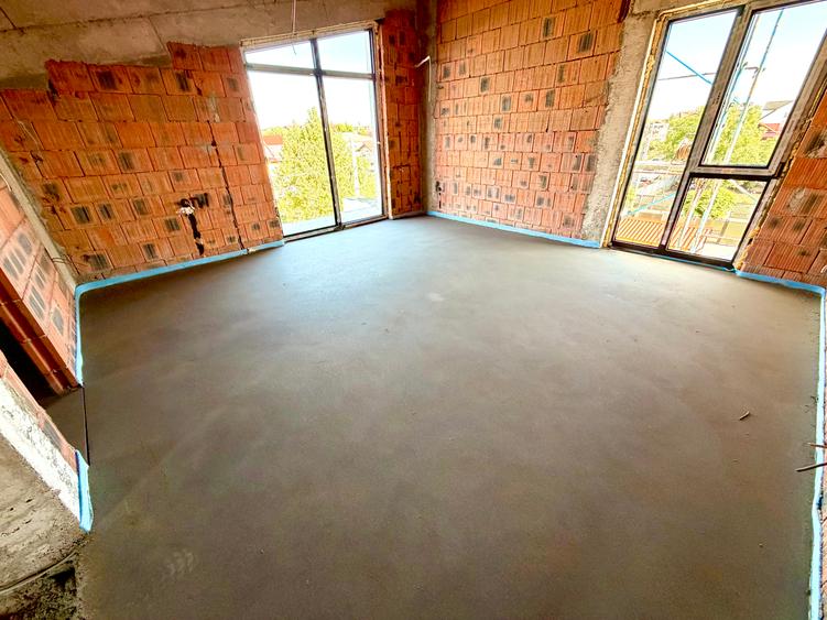 Casa deosebita situata stradal la 350m fata de Sos. Oltenitei