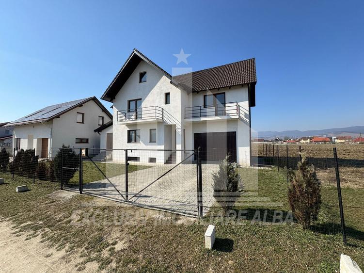 Casa individuala | Semifinisata | 170 mp | 300 mp teren | Partos