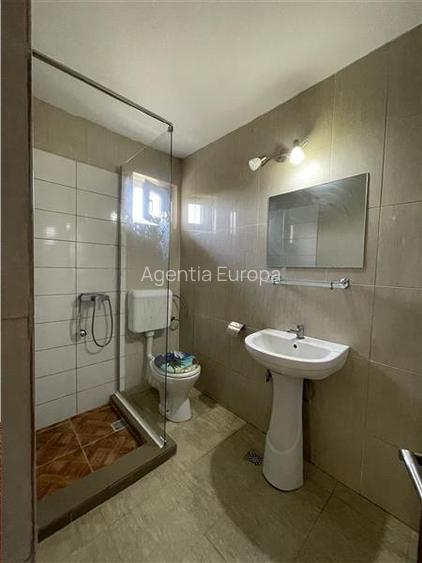Casa tip Pensiune zona Dallas-Tulcea - 26