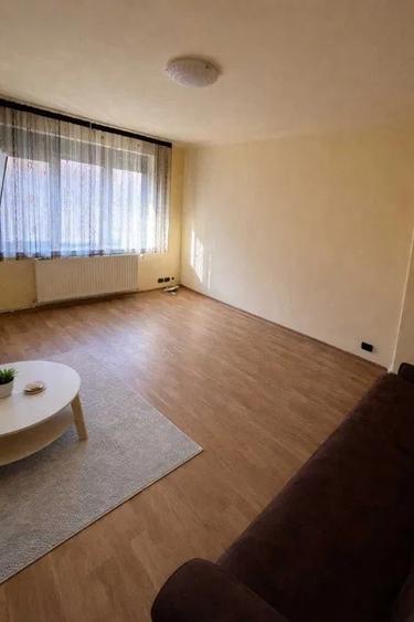 Apartament 2 camere in bloc vila zona Teatrul Dramatic