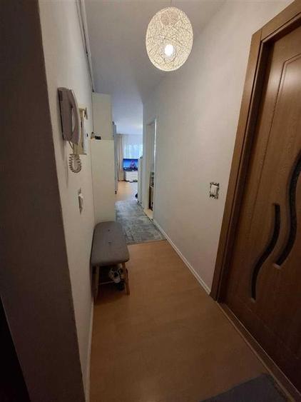 Apartament 1 camera zona Tilisca