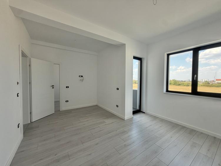 Duplex 4 camere, parter+etaj, 104mp utili, 270mp teren in Giroc