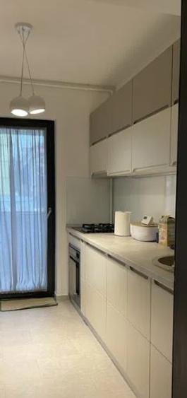 Apartament2 Camere,Piata Alba Iulia,bl.2000,et.1/6, centrala,mobilat,complet