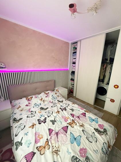 Apartament Decomandat Tractorul bloc 2014