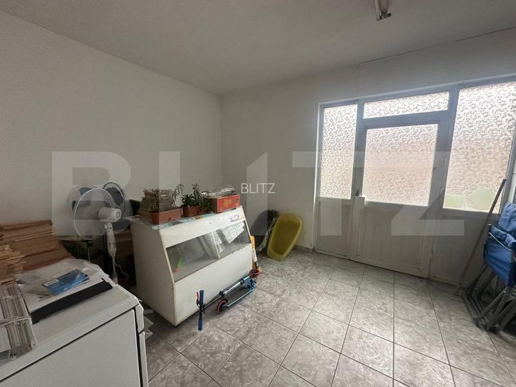 Imobil cu 12 camere/2 spatii comerciale, 210/283 mp, zona-semicentrala - 4