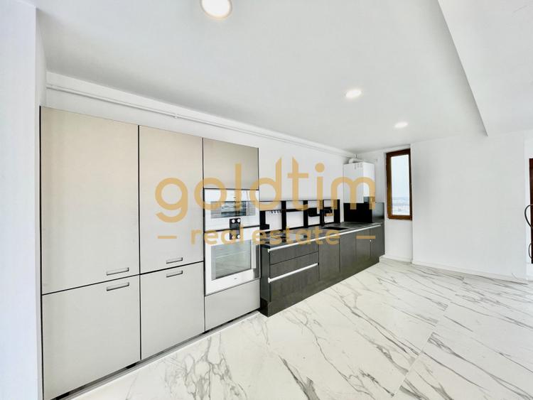 SPATII GENEROASE/PENTHOUSE CU GARDEN FLOOR/ 372 mp utili/PORSCHE NORD