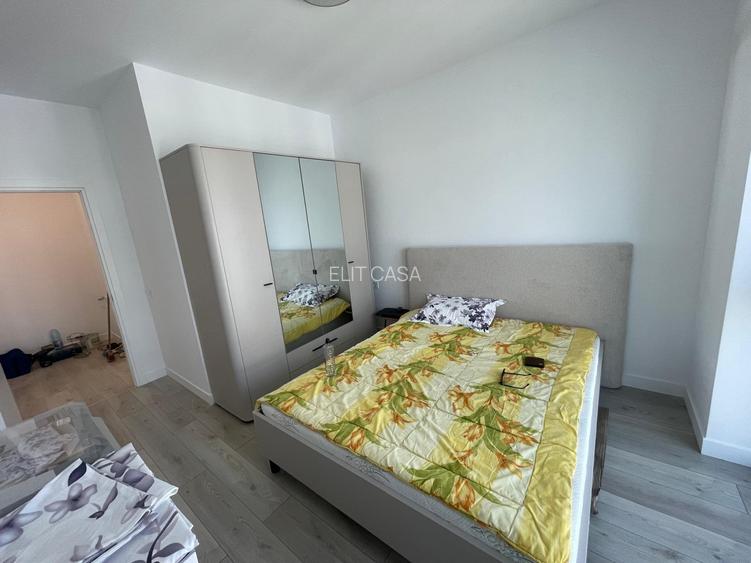Apartament cu 3 camere, zona Baza 3, Silk District - 2