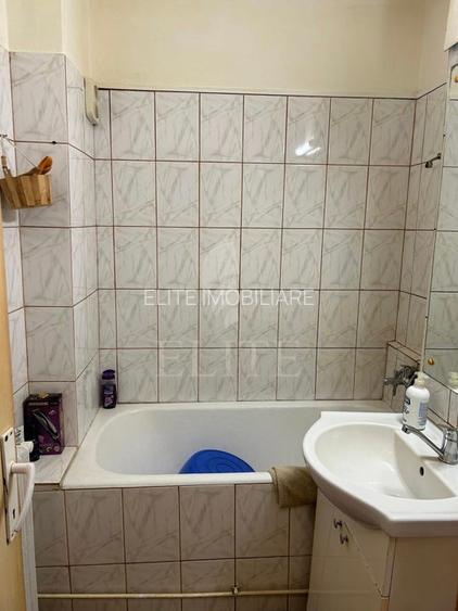 Apartament 3 camere în zona STRAZII GRIGORE ALEXANDRESCU