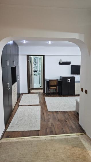 Schimb apartament de 2 camere in Crangasi cu 2 sau 3 camere tot in Crangasi