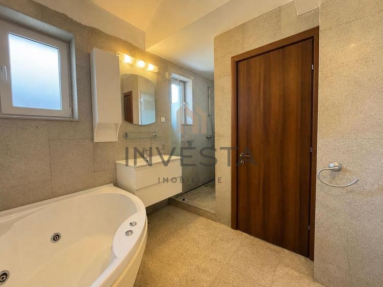 Casa de 360 mp cu sauna si garaj dublu de inchiriat in zona Buna Ziua