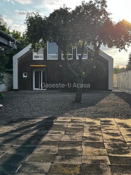 Spațiu comercial multifuncțional de închiriat,2 clădiri în aceeași curte Baneasa