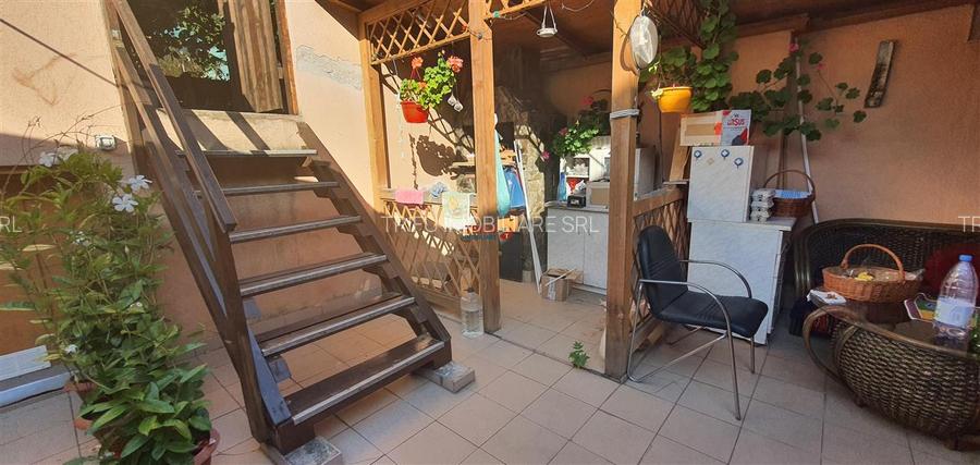 Casa de vanzare la asfalt 8 camer 1720 mp teren Alba Iulia - 14