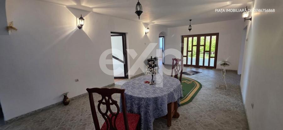 Vilă Individuală Imensă + Casă de Oaspeți și Garaj Dublu | Teren 1.000 mp